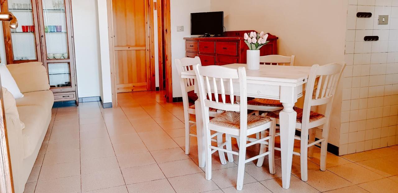 Casa A Schiera Le Tonnare - Affitti Brevi Italia Apartman Stintino Kültér fotó