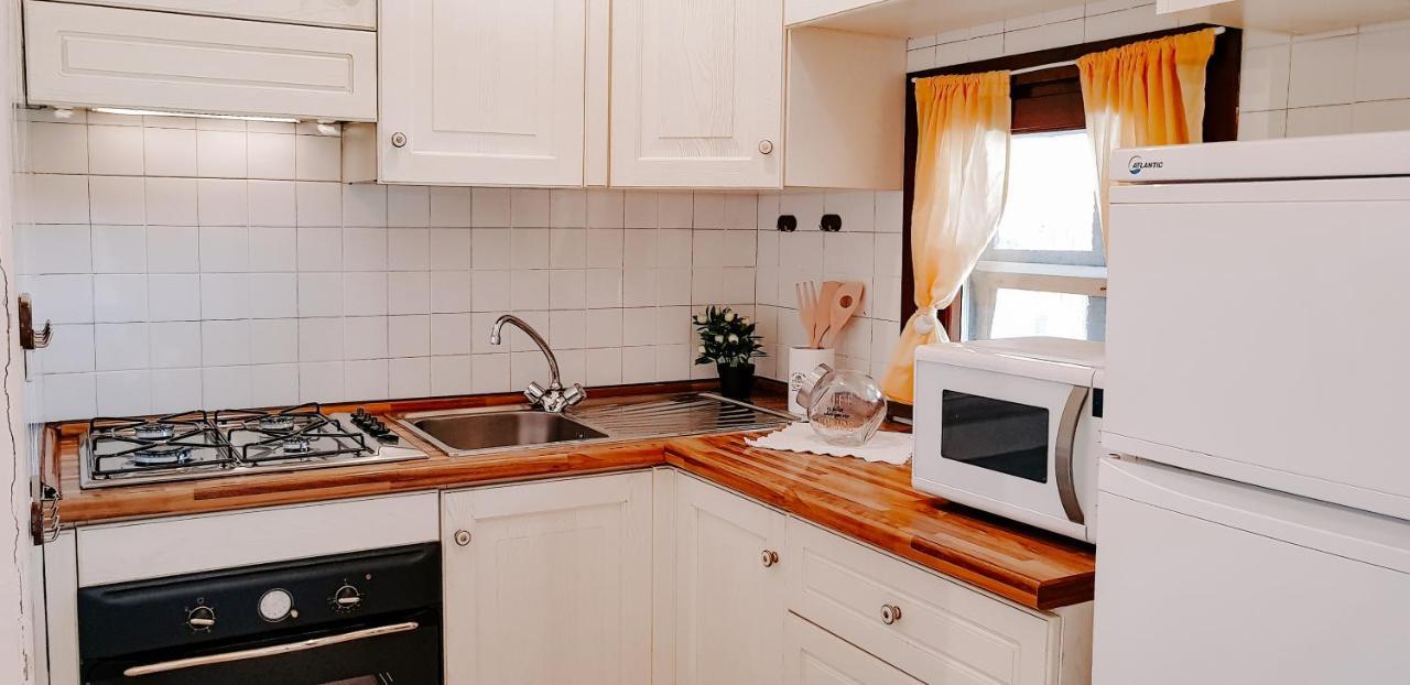 Casa A Schiera Le Tonnare - Affitti Brevi Italia Apartman Stintino Kültér fotó